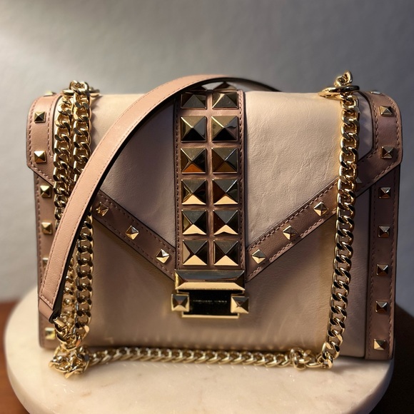 Michael Kors EUC Whitney Studded Colorblock Leather Convertible
Shoulder… - Picture 4 of 17